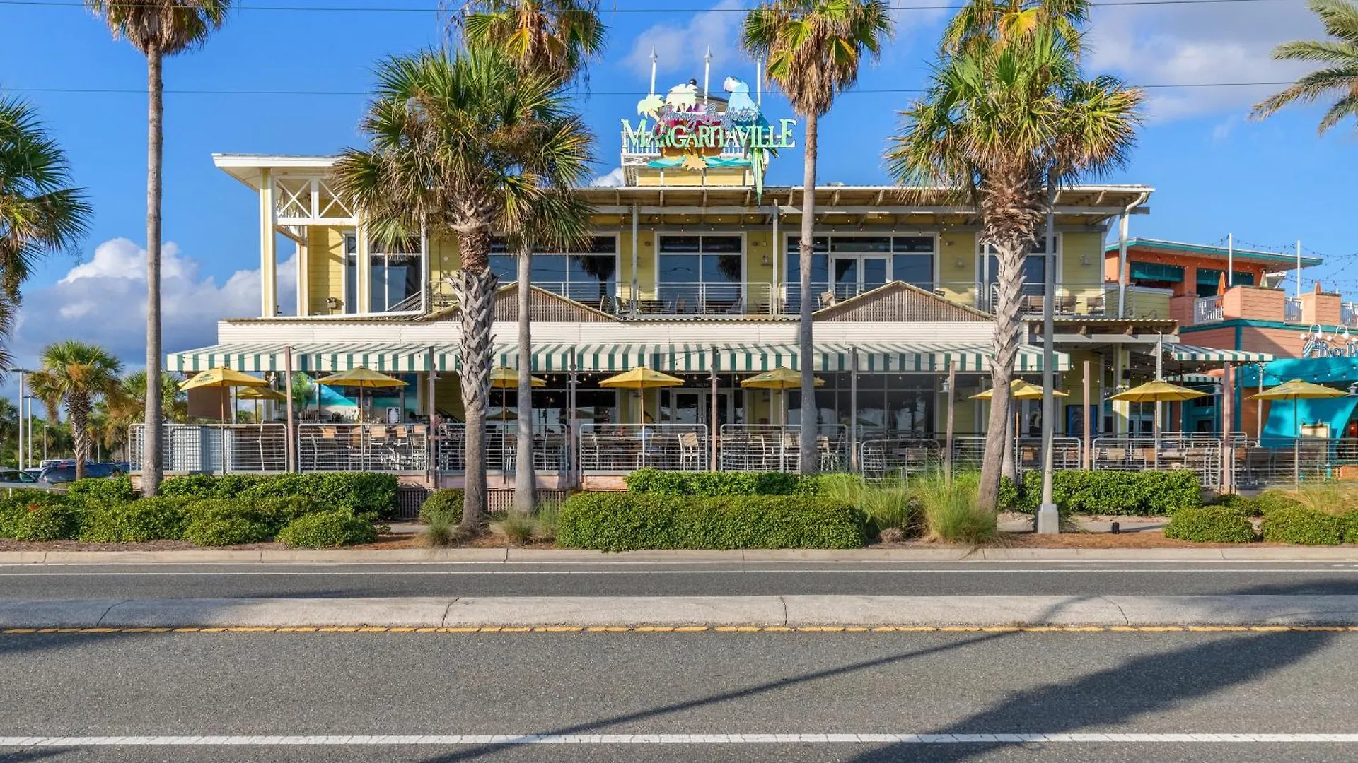 Corner Unit! Wall To Wall Ocean Views! Close To Pier Park! Panama City Beach Holiday home